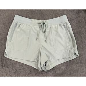 Gap Women's Athletic Shorts Mint Green Size Large EUC Workout Running